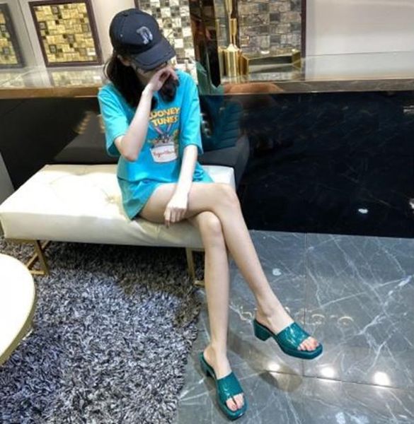 

2021 beach slippers designer summer women shoes coarser heel flops patent leather lady half slipper metal luxury high heeled sandals 3, Black