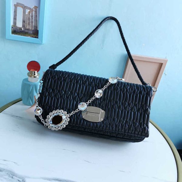 

7a+designers latest style crystal diamond chain womens designer handbags can hand the shoulder worn hand woven full leather shoulder straps