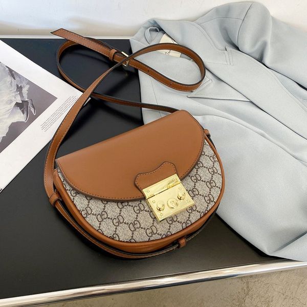 

factory outlet single shoulder oblique span women's bag