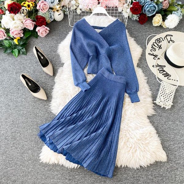 

two piece dress fitaylor winter knitted 2 pieces set women v neck soft pullover sweater and pleated skirt female suits, White
