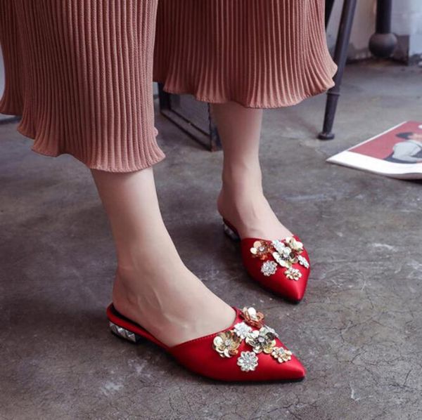 

slippers summer fashion pointed beautiful satin bling rhinestone flowers decorated elegant and comfortable female sandals &, Black