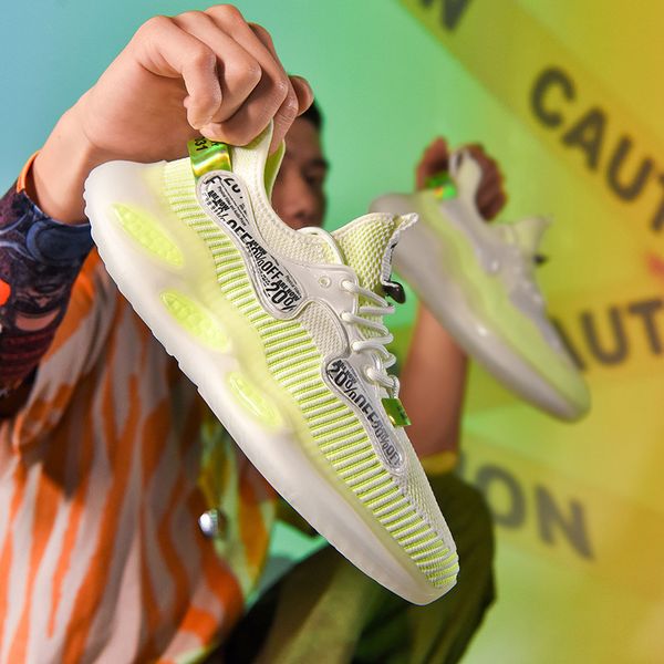 

464748 size 2021 summer mens shoes breathable new coconut shoes mens sports and leisure mesh surface running daddy tide shoes, Black;white