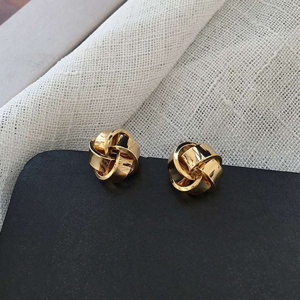 

earrings simple fashionable small