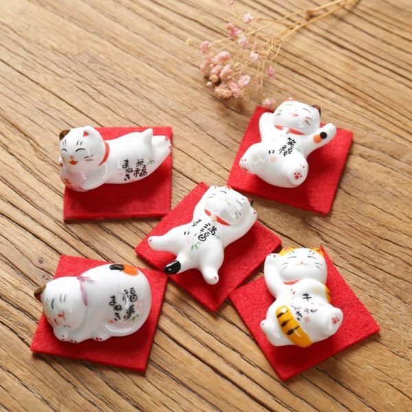 

chopsticks 1pc japanese style lucky cat ceramic chopstick rest red cloth mat spoon rack holder diy home decoration