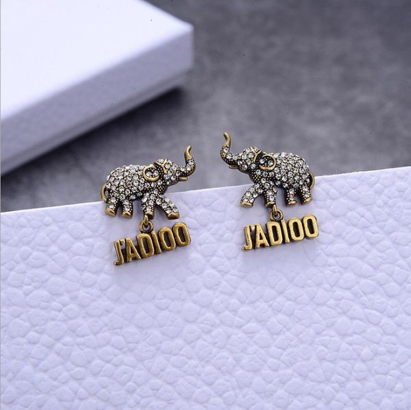 

chandeliers earrings d jia di letter 2021 fashion small elephant full drill, Silver