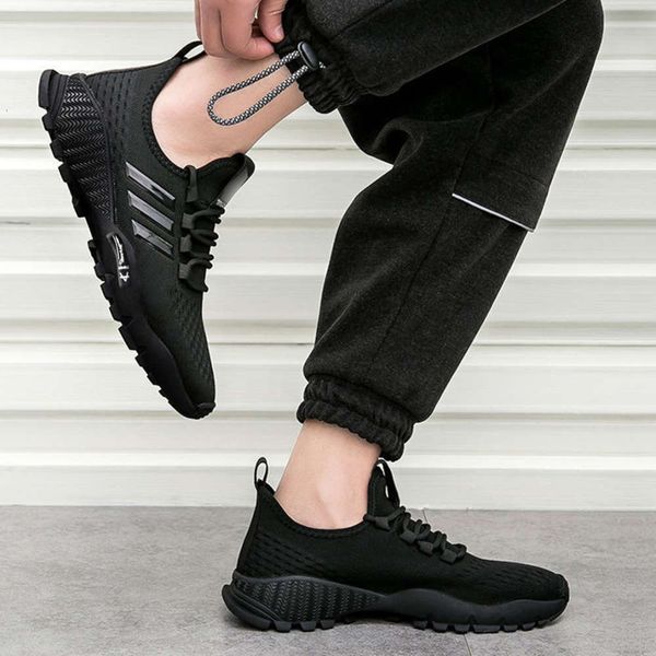

Casual shoes Leisure sports men's Casual shoes breathable mesh thin flying board 2021 summer new business Y88C, Red