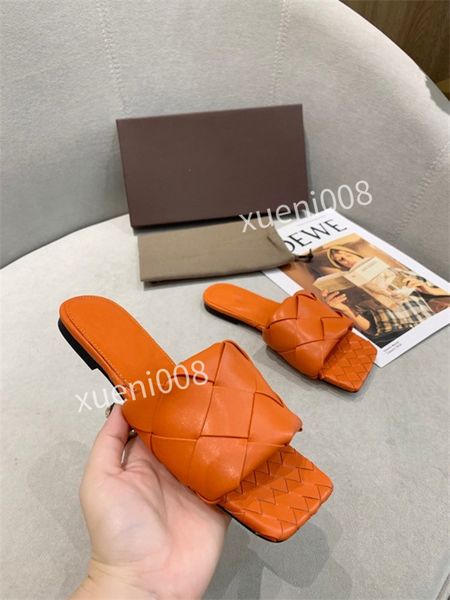 

2021 super sneakers 35-42 casual shoe with shearling handwritten lettering and crocodile-print leather sequin classi ww210502, Red;white