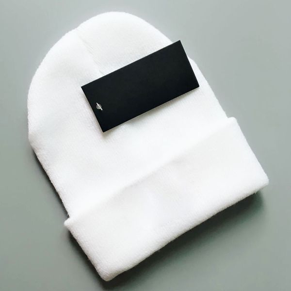 Designer homens inverno beanie sólido de alta qualidade unisex mulheres de malha algodão quente chapéu clássico esportes crânio tampões senhoras casuais tampão rojões