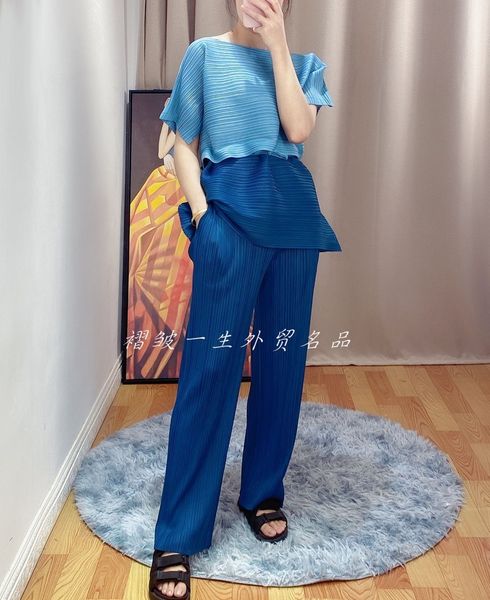 

dresses miyake fold short sleeve o-neck patchwork lacing t-shirt + wide leg pants suit, White