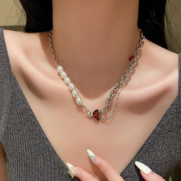 

pendant necklaces ins wind titanium steel crystal pearl butterfly necklace light luxury niche design retro cold clavicle chain female, Silver