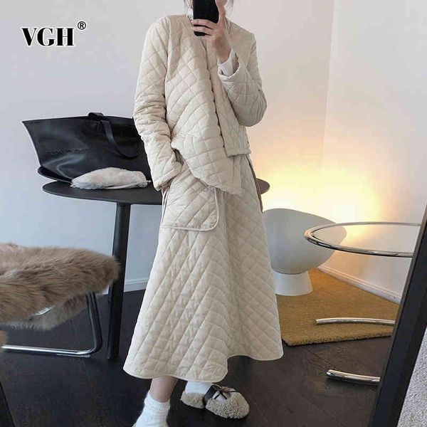 

vgh plaid black two piece set for women o neck long sleeve parkas high waist skirt casual sets female fashion new clothes winter 210421, White