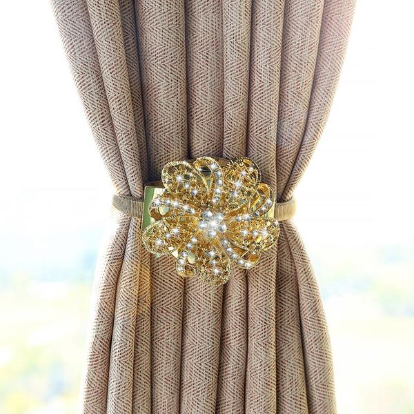 

simple diamond inlaid crystal magnetic curtain strap, buckle, no punching, hook, damage to the wall other home decor