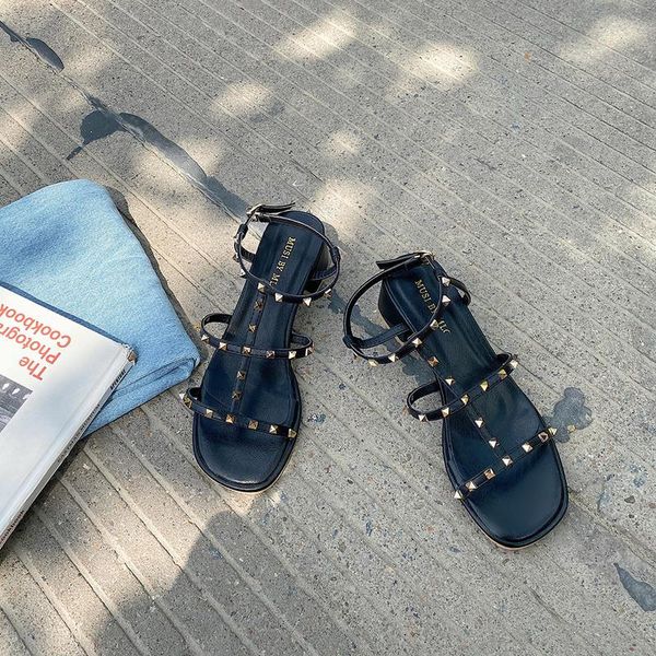 

sandals south korean rivet design women's summer 2021 ins fashion all-match casual chunky heel retro roman shoes women, Black