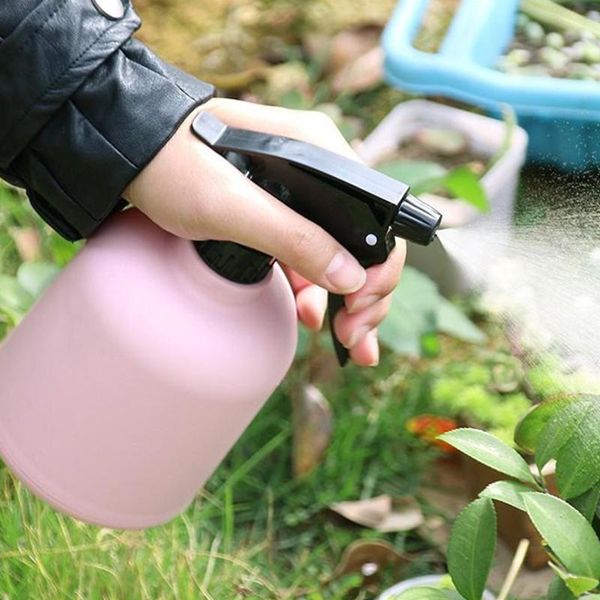 

600ml hand sprinkler can garden balcony small candy color watering equipments