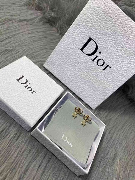 

2021 luxury designer jewelry letter five pointed star earrings 925 silver needle female high version