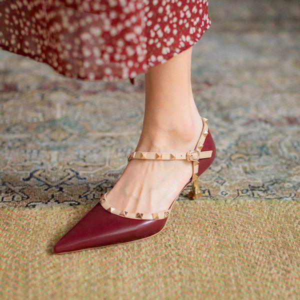

luxury dress shoes wine red high heels rivets 2021 summer mature cow leather pointed thin heel baotou sandal's roman sho, Black
