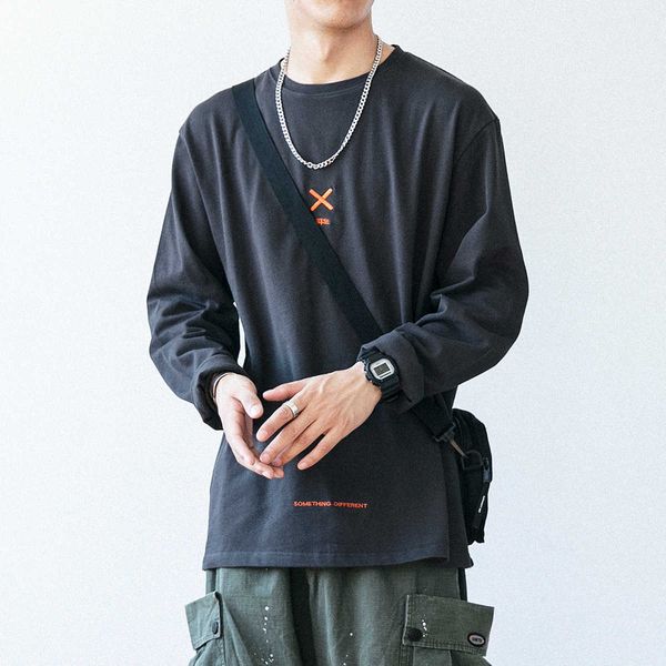 

fashion t shirt amoy's solid color base coat with simple embroidery, White;black