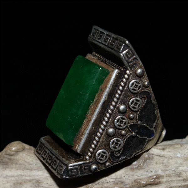 

chinese old craft seiko made inlaid jade tibetan silver ring, Brown