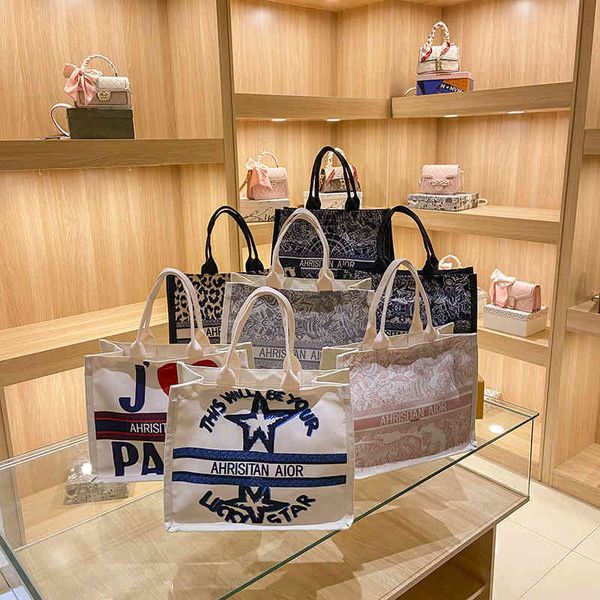 

2022 latest handbag factory store canvas large capacity women's red trend one shoulder bag