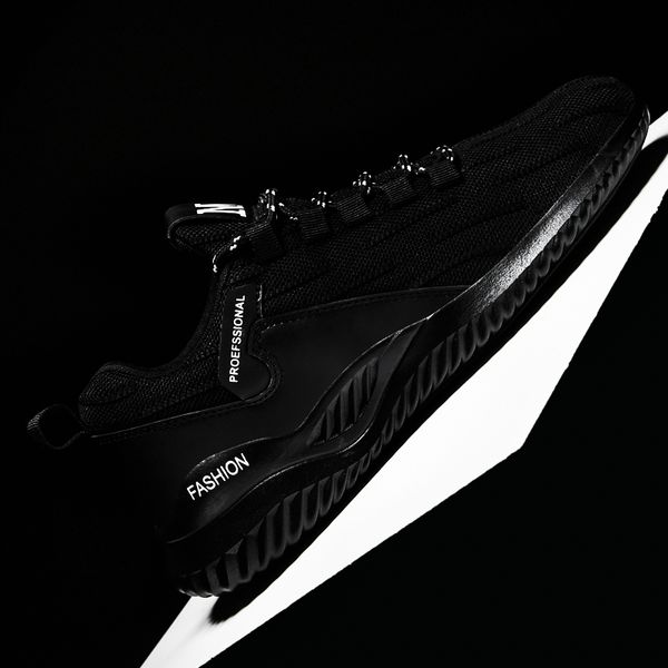 

2022 women men running shoes triple beige white black jogging sports trainers sneakers runners size eur 38-45 code: lx29-0891