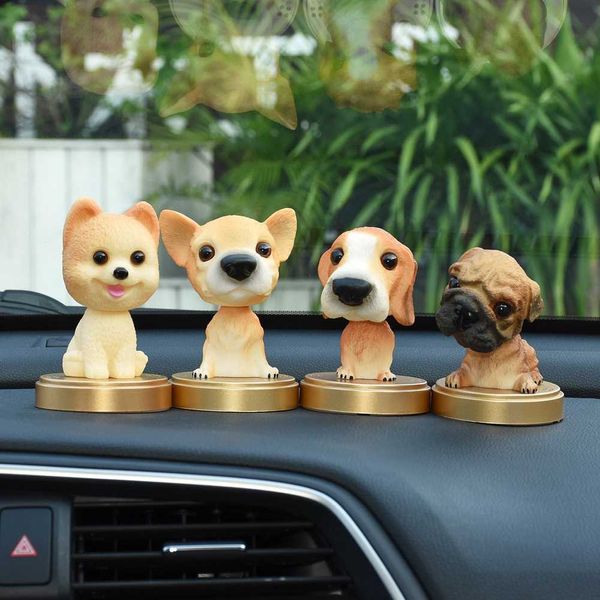 Dashboard do carro assentando o ornamento do cão mini bobblehead agitando cães Cães bonito Labrador Pomeranian Decoração Acessórios