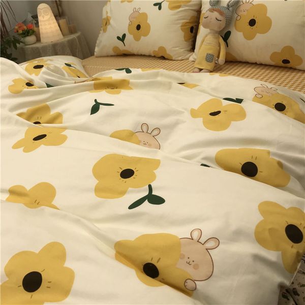 

nordic idyllic small broken flower net red quilt cover bedding 4-piece sheet student dormitory 3