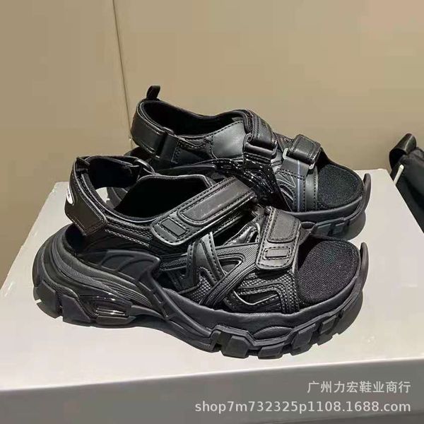 

sandals slippers 2021 paris old dad shoes round head original four flat sole shoes [full 50 pairs of postage] zly, Black