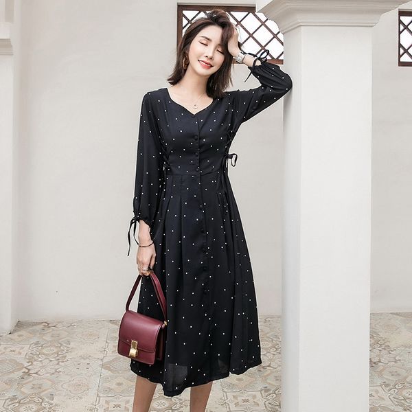 

new french polka dot dress in spring, White;black