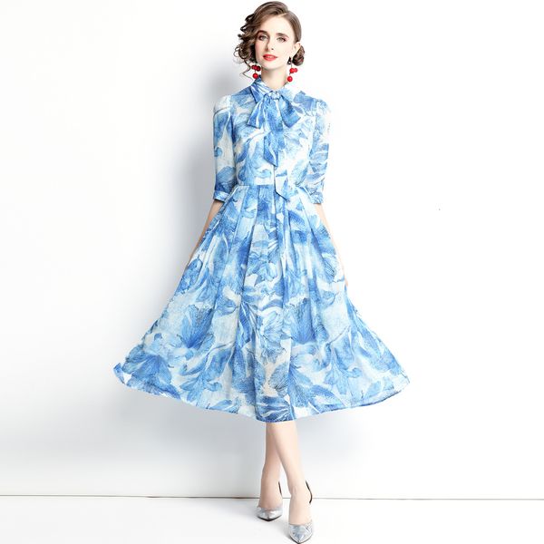 

temperament big skirt celebrity 2021 early autumn blue printed shirt dress, Black;gray