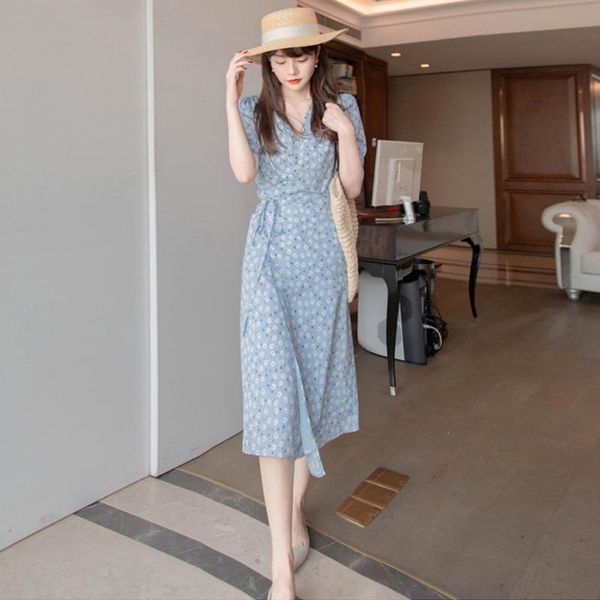 

casual dresses french v-neck mid length floral dress in summer, Black;gray