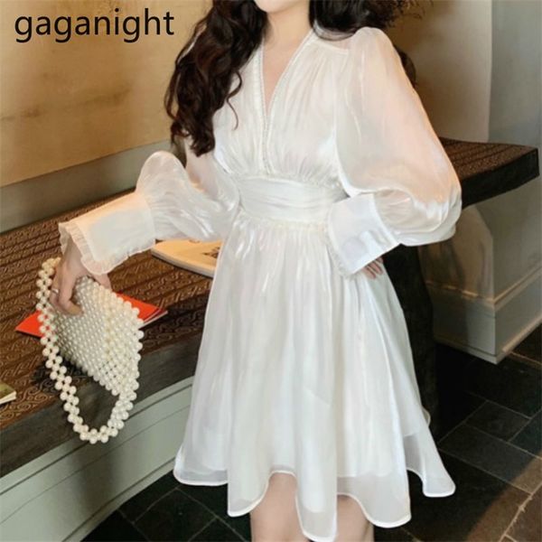 Weiße Frauen Party Mini Kurzes Kleid Langarm V-Ausschnitt Chic Koreanische Kleider Weibliche Elegante A-Linie Bodycon Vestidos 210601