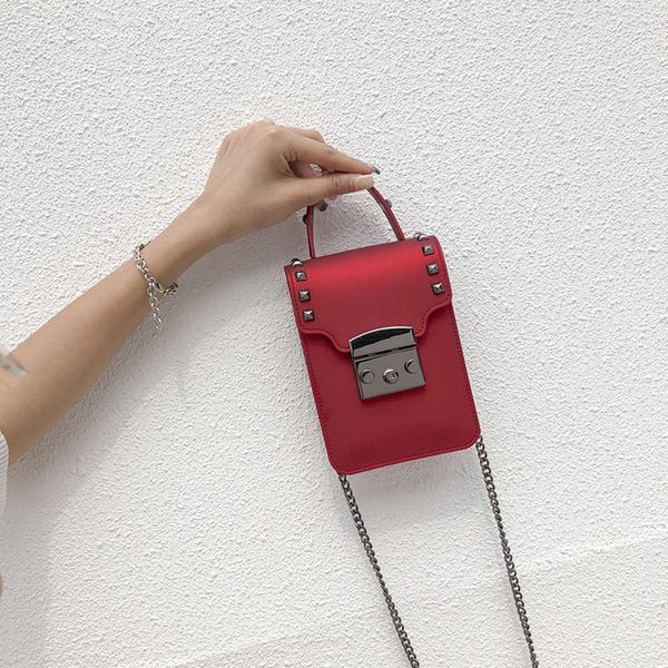 

2021 summer fashion versatile chain jelly packaging mobile phone small bag female