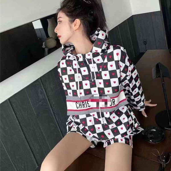 

2022 factory wholesale new model autumn style sweater suit black and white checkerboard love letter hooded jacket a-word wide leg shorts