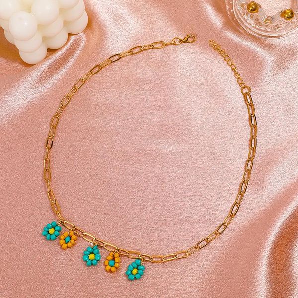 

chains fashion hollow color flower pendant necklace female metal thick chain choker daisy clavicle collares para mujer, Silver
