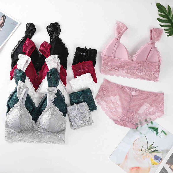 

french lace bra set women's non steel ring beautiful back underwear backing breathable, Red;black