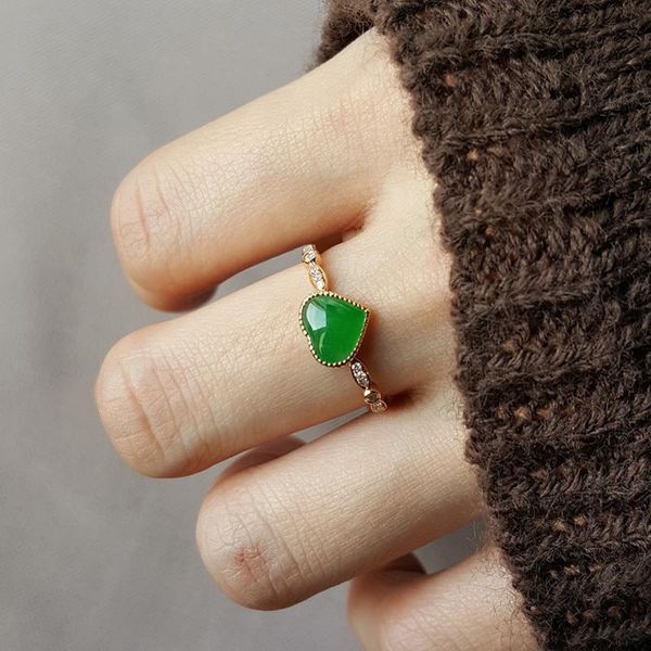 

original diamond green love egg ball drop chalcedony ring boutique elegant luxury lightweight charm ladies silver jewelry cluster rings, Golden;silver