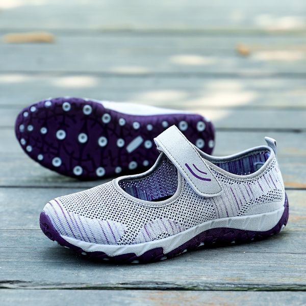 

2021 fashion women men running shoes outdoor sports sneakers black blue grey purple size eur 35-41 code 67-1803