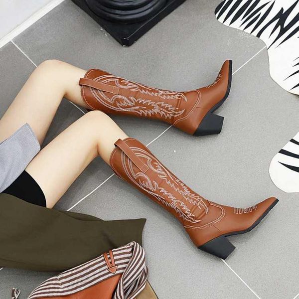 

boots autumn and winter 2021 solid thick high heel pointed knight, Black