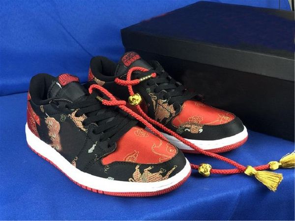 

wholesale 1 low og chinese year basketball shoes 1s black university red-metallic gold-white outdoor sneakers dd2233-001