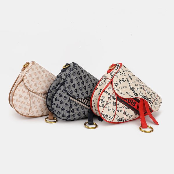

handbag graffiti love saddle bag 2021 autumn winter letter printed women's single shoulder messenger fashion, Black;red