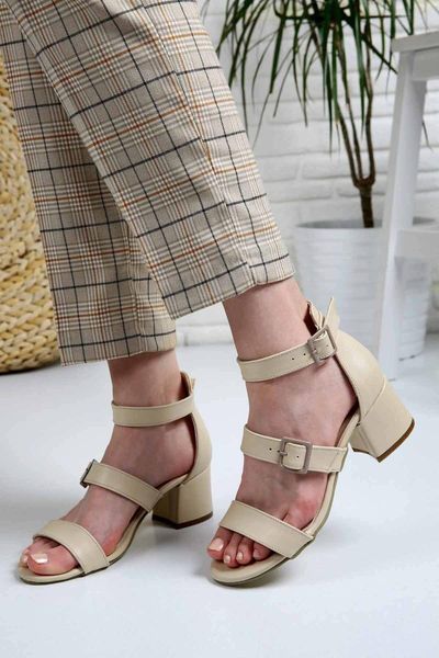 

women's skin buckled high-heeled sandals 6207, Black