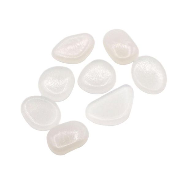 

100pcs luminous cobblestones pebbles stones glow in the dark gravel for aquarium fish tank garden yard decoration (white) decorations
