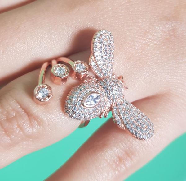 

silver ring with white stone fast and cluster rings, Golden;silver