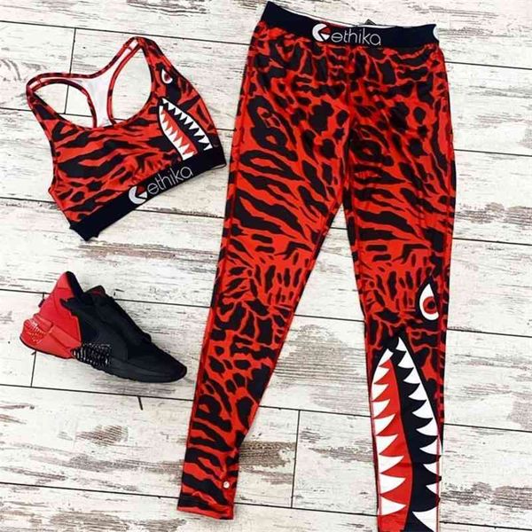

2021 summer two piece set womens swimwear designers swimsuit camouflage cropped vest tank yoga bra and leggings pants outfits tarcksuit g31, White