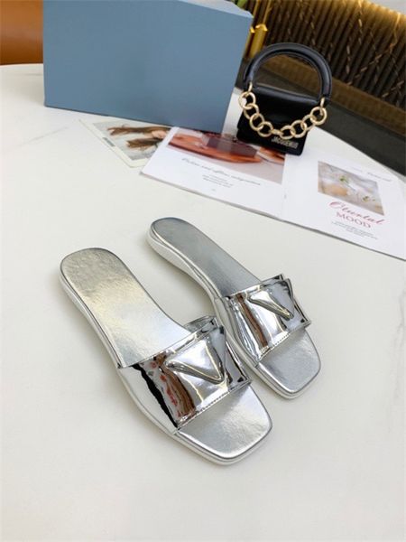 

2021 fashion women sandals bohemian diamond slippers woman flats flip flops shoes summer beach slides sandals size35-41, Red;white