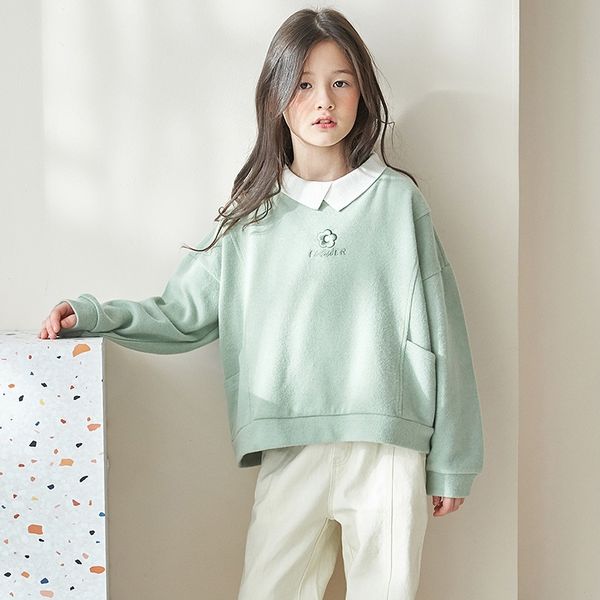 

girls' casual sweater 2021 new net red korean version foreign style zhongda children's spring and autumn top, White