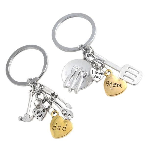 

party favor 2pcs creative letter design alloy key chains mother's day father's gift