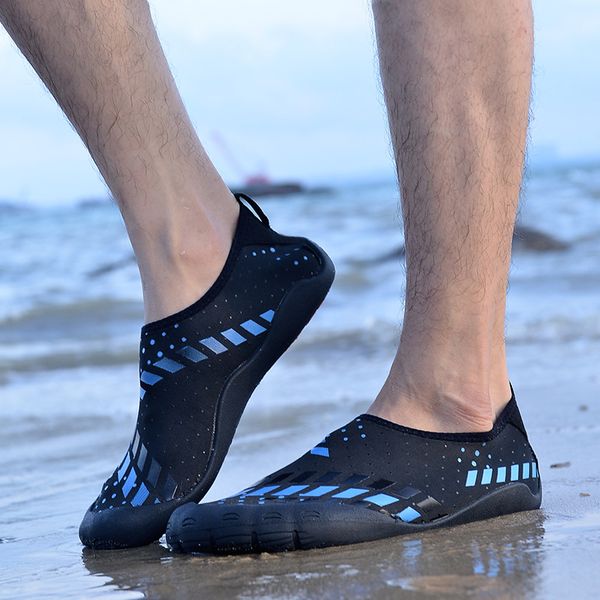 

2021 for men women sports running shoes sandy beach fashion black blue red outdoor sneakers size 36-46 wy21-1786