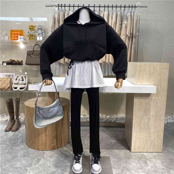 

pant strained niche design hoodies hood a white skirt and two sets of thin pants with elastic waistband suit