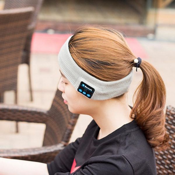

fashion warm beanie bluetooth led hat wireless smart cap headset headphone speaker hiking sports caps accessories winter outdoor hats, Black;white